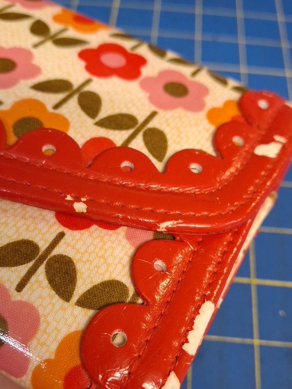 Vera Bradley Frill Pleather Wallet Floral 4 x 6 - Picture 13 of 16